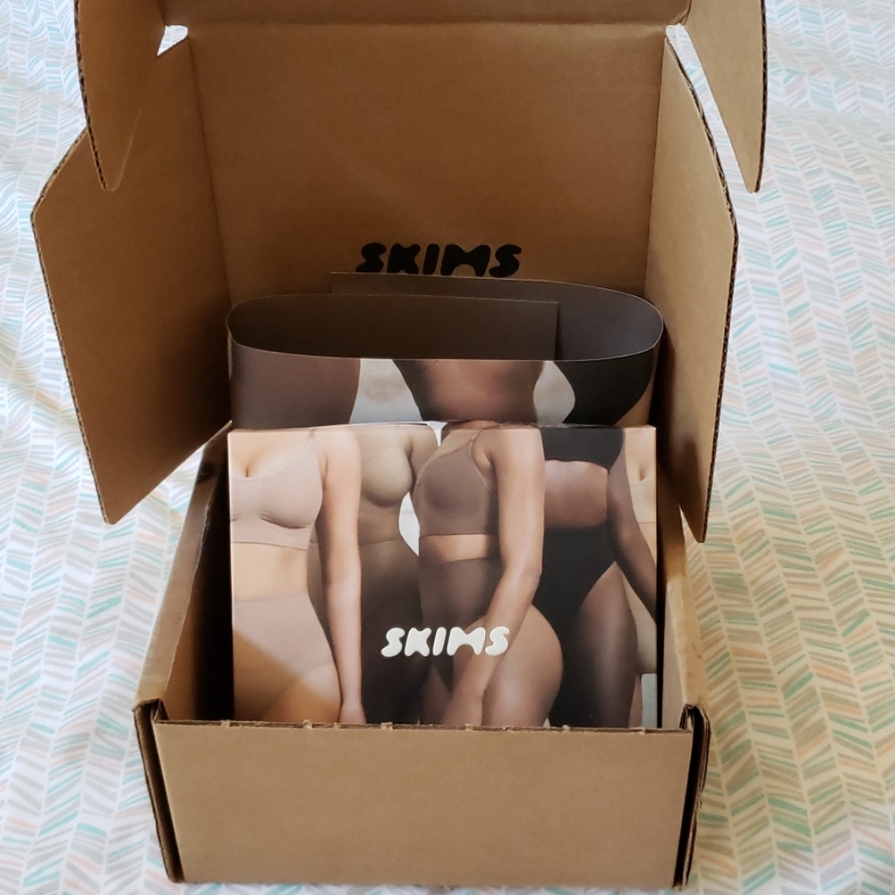SKIMS core control brief in Sienna